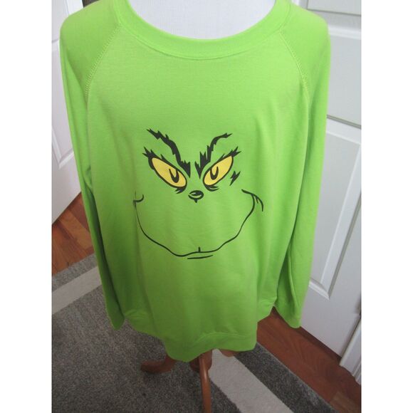 OVERSIZED GREEN GRINCH LONG SLEEVE TEE COTTON BLEND   SIZE LARGE  WOMENS - Picture 1 of 3